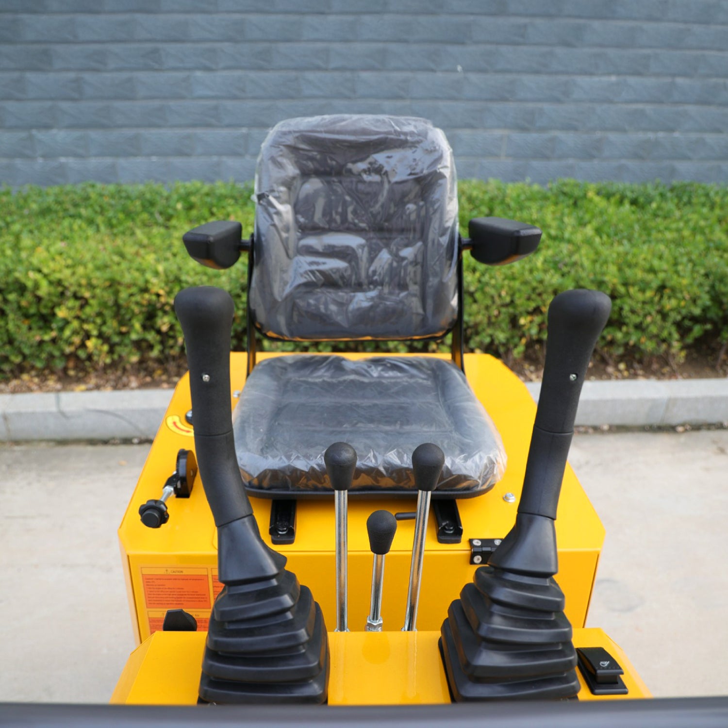 Mini Excavadora Kavik • 1008 Pro