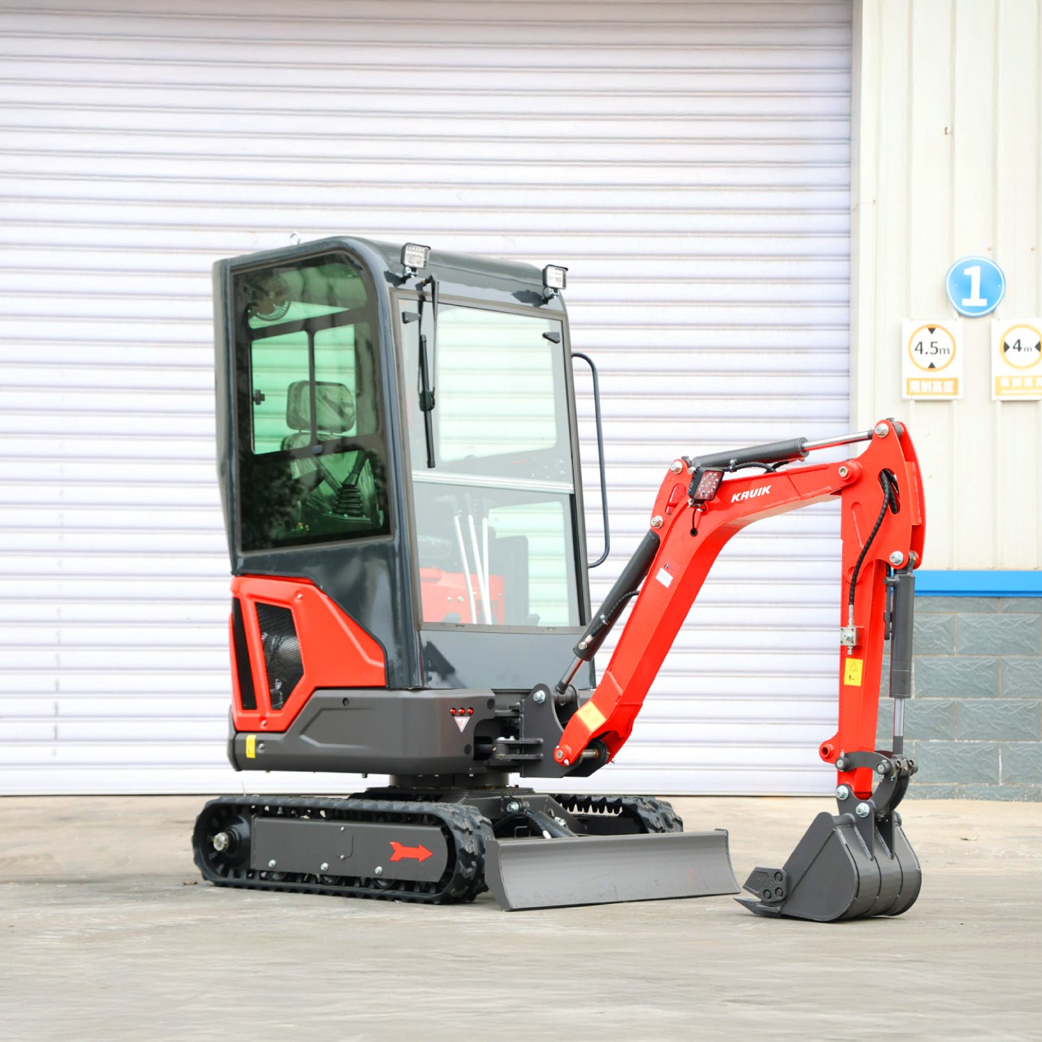 Mini Excavadora Kavik • 1016 Plus • Cabina