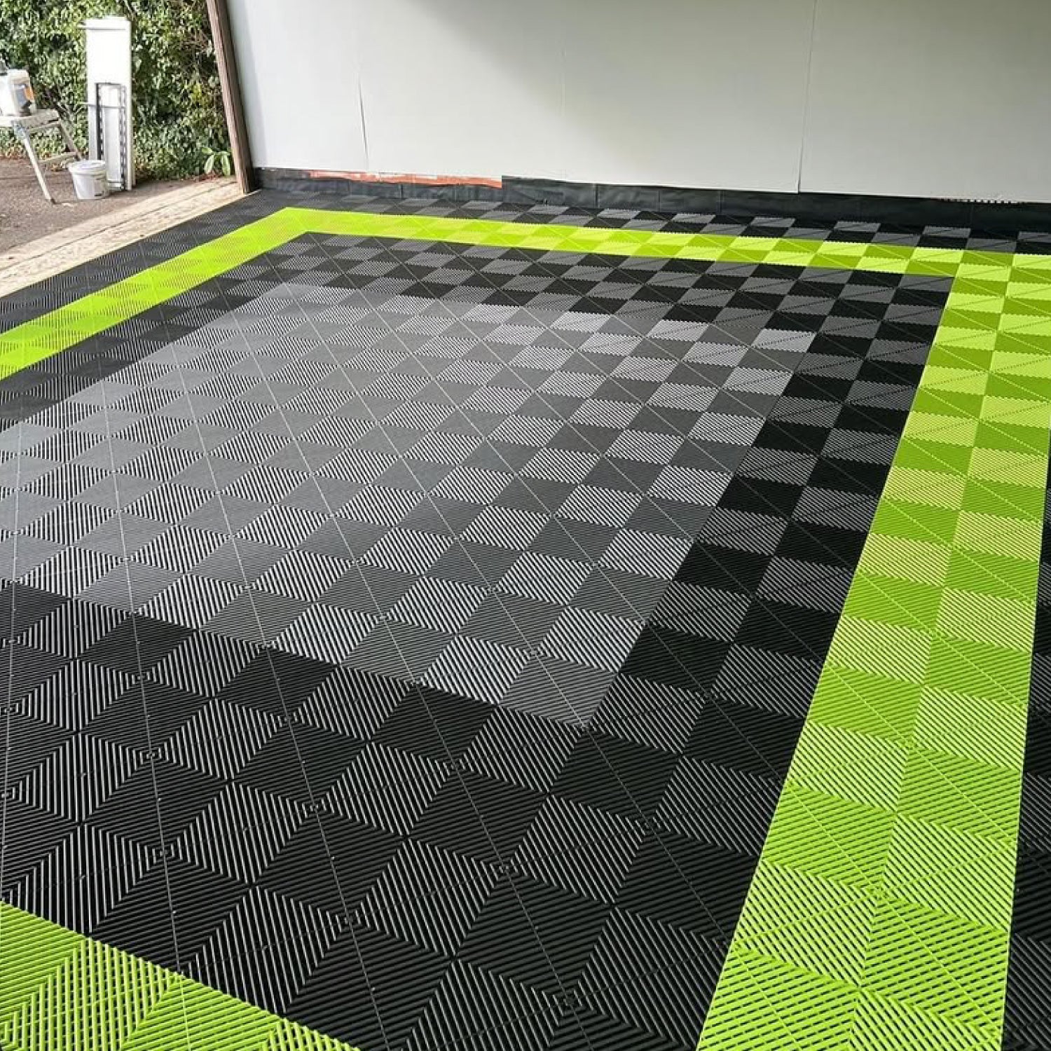 Piso de Garage Encastrable Modular • 40x40x1.8cm