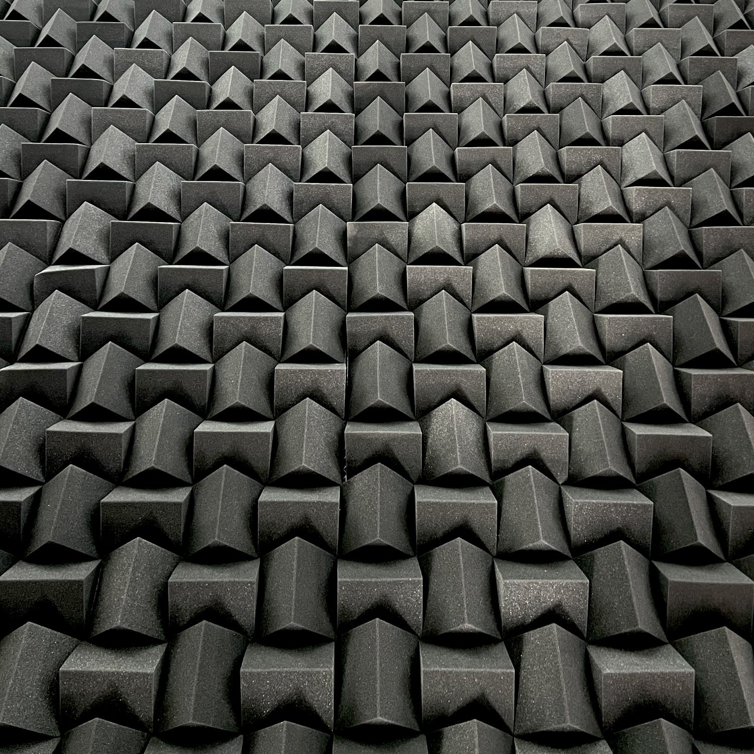 Panel Acústico Prisma • AutoAdhesivo • Negro • 60x60x8cm