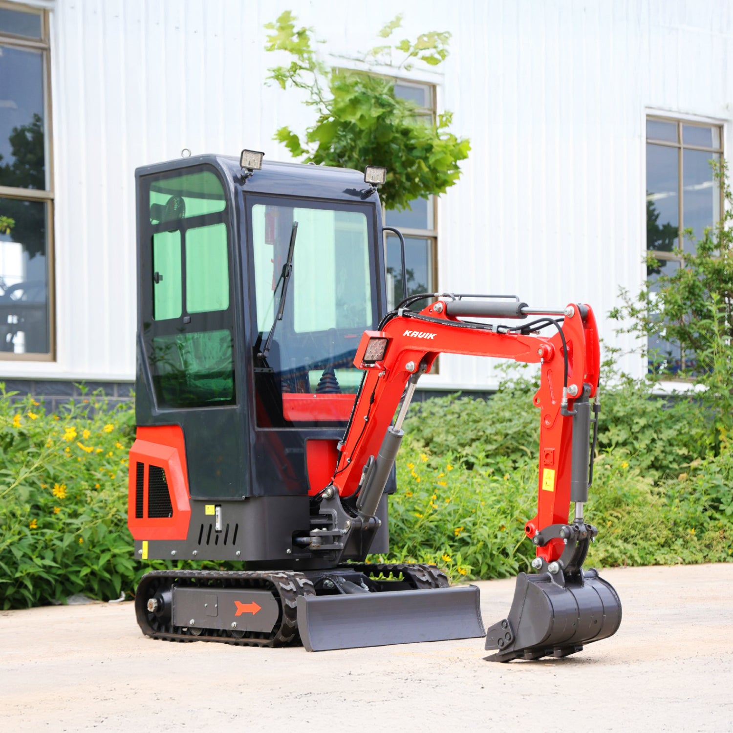 Mini Excavadora Kavik • 1010 Plus • Cabina