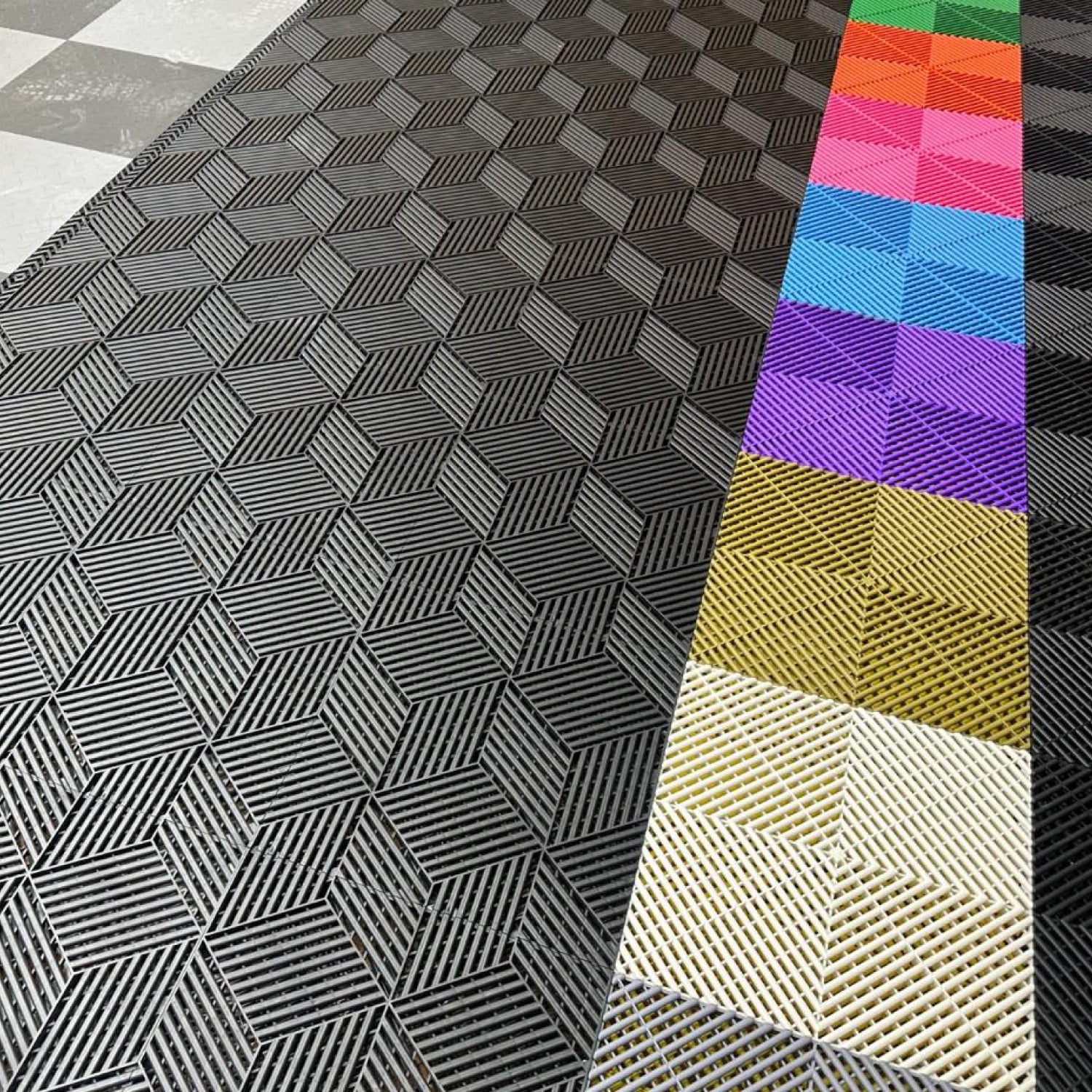 Piso de Garage Encastrable Modular Negro • Diseño efecto 3D • 40x40x1.8cm