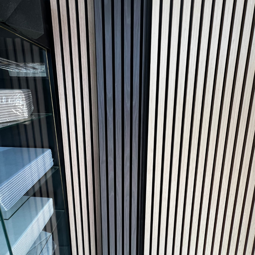 Panel Acústico Madera & PET • 240x60cm • 2.1cm de espesor