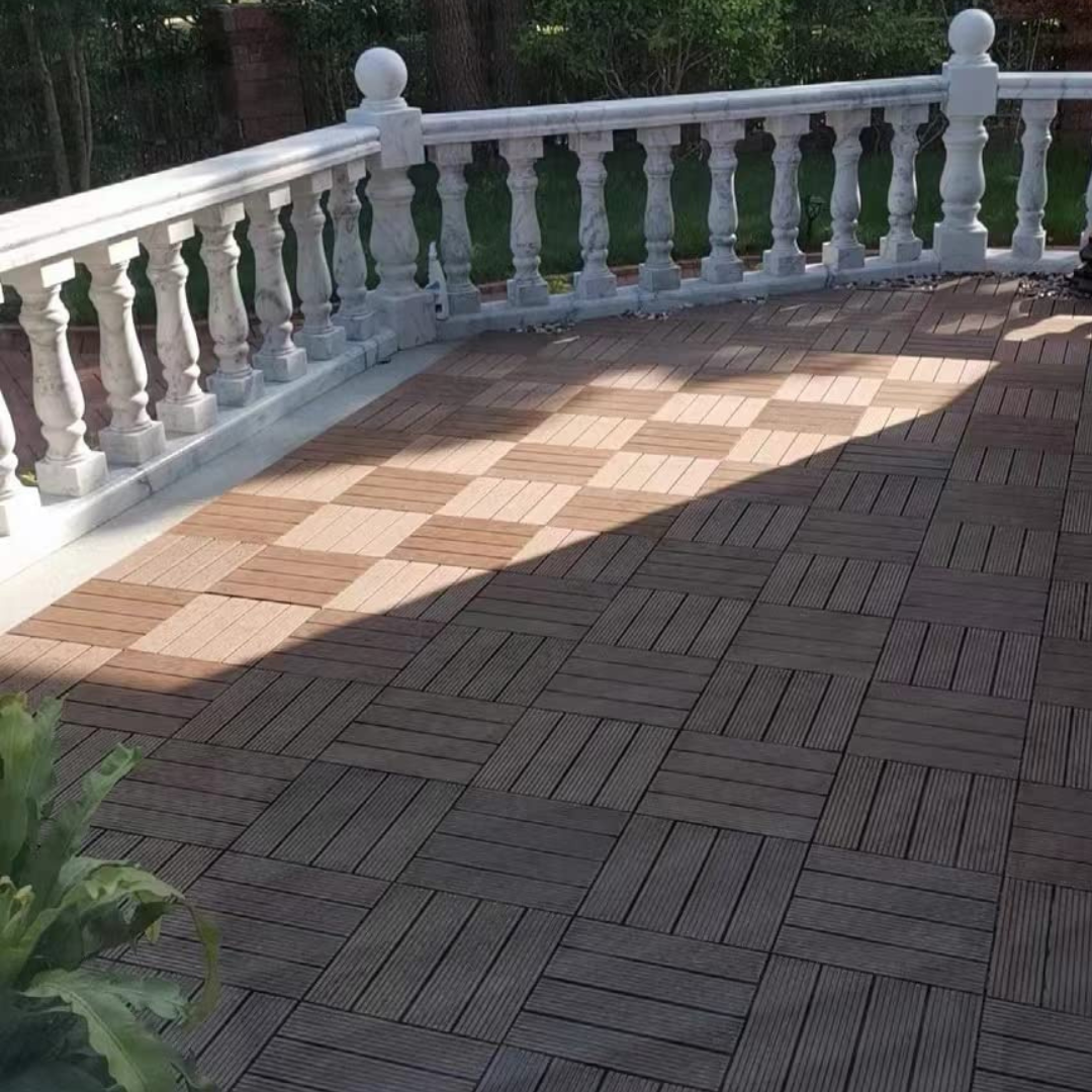 Piso Deck WPC Terraza • Negro • Encastrable Modular Outdoor • 30x30x2cm • Terminación Madera