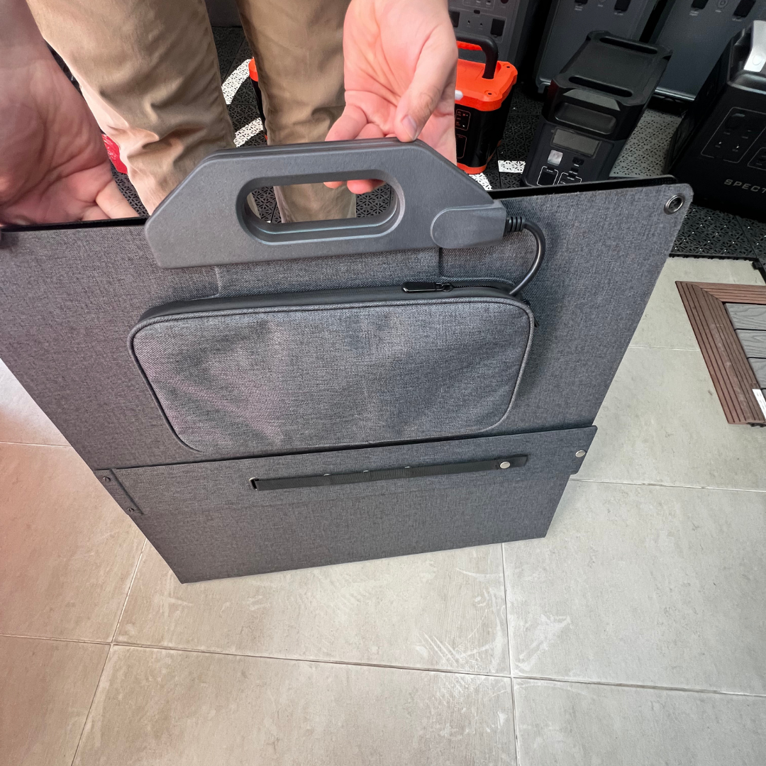 Panel Solar Portátil • 200W • Plegable • Soportes ajustables