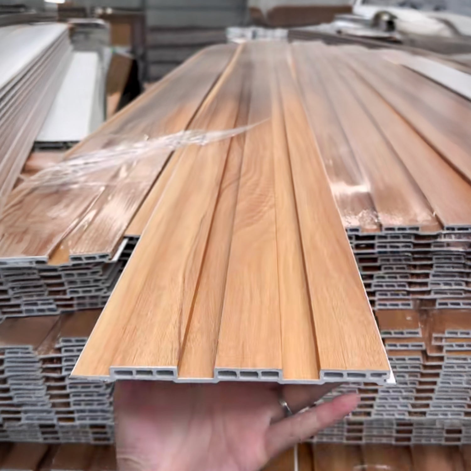 Revestimiento interior • WPC Wall Panel • Café Arena • 20.5x240x1.5cm