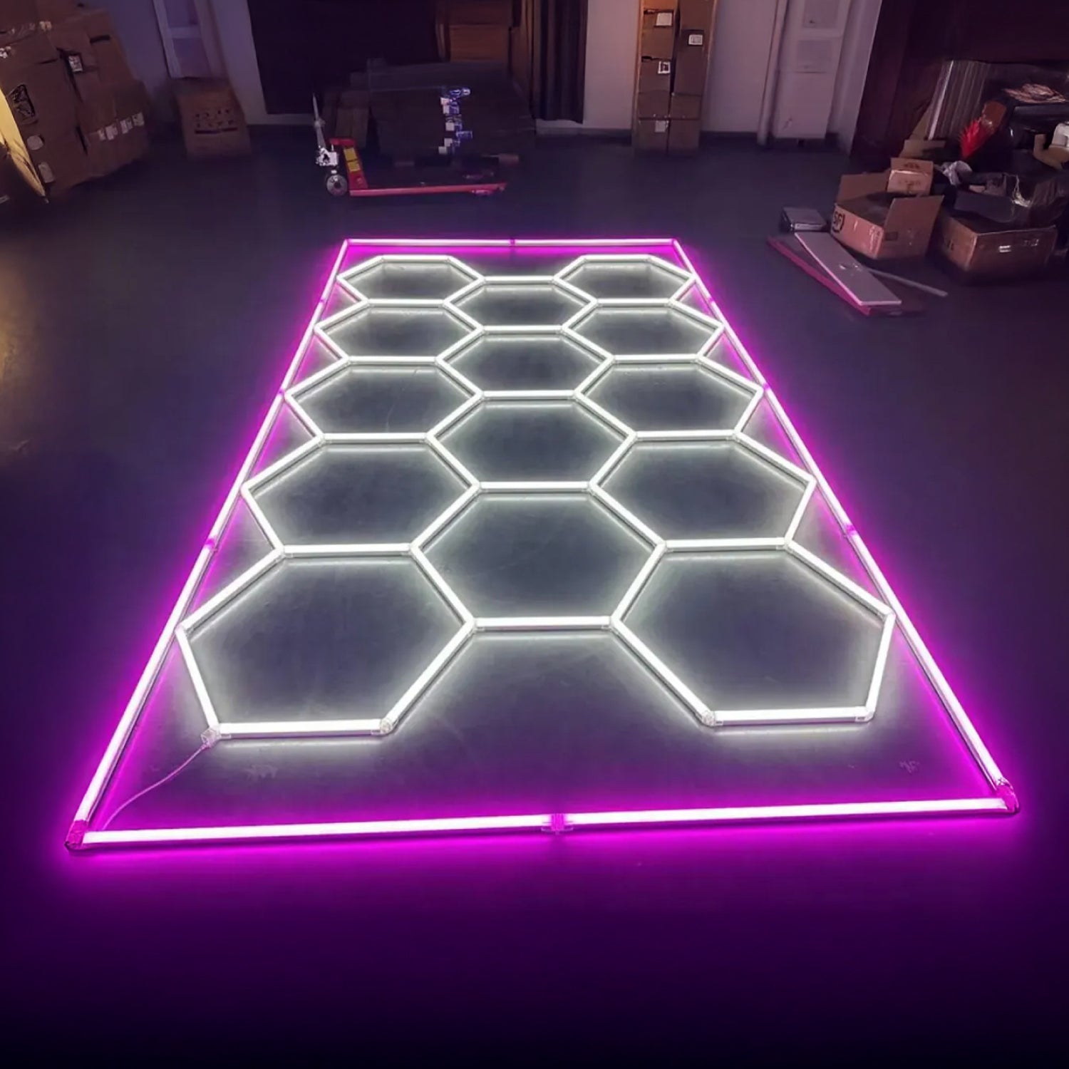 Luz Led Spectra • Rack Hexagonal • 4.78x2.41 mts • 672 Watts • 15 Hexágonos + Rectángulo Rosado