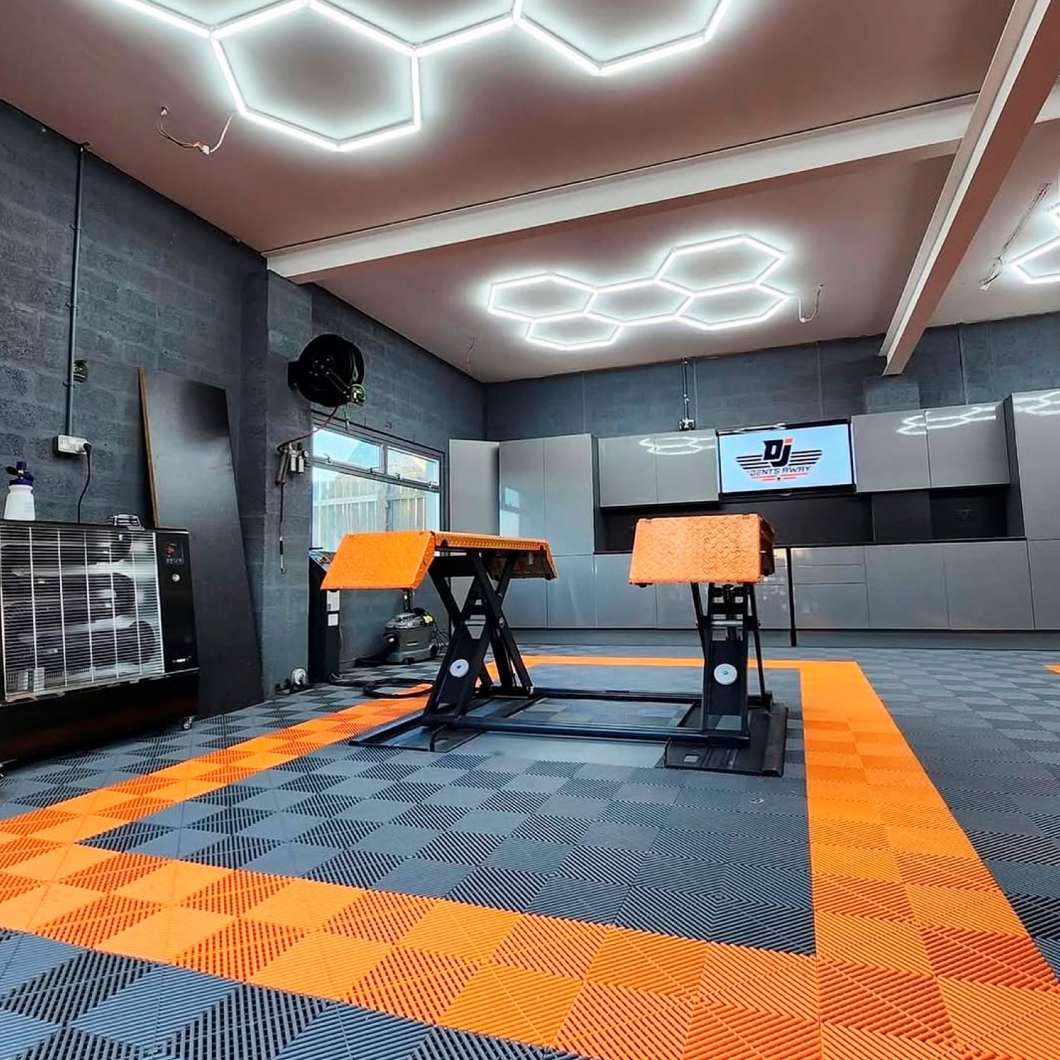 Piso de Garage Encastrable Modular • 40x40x1.8cm