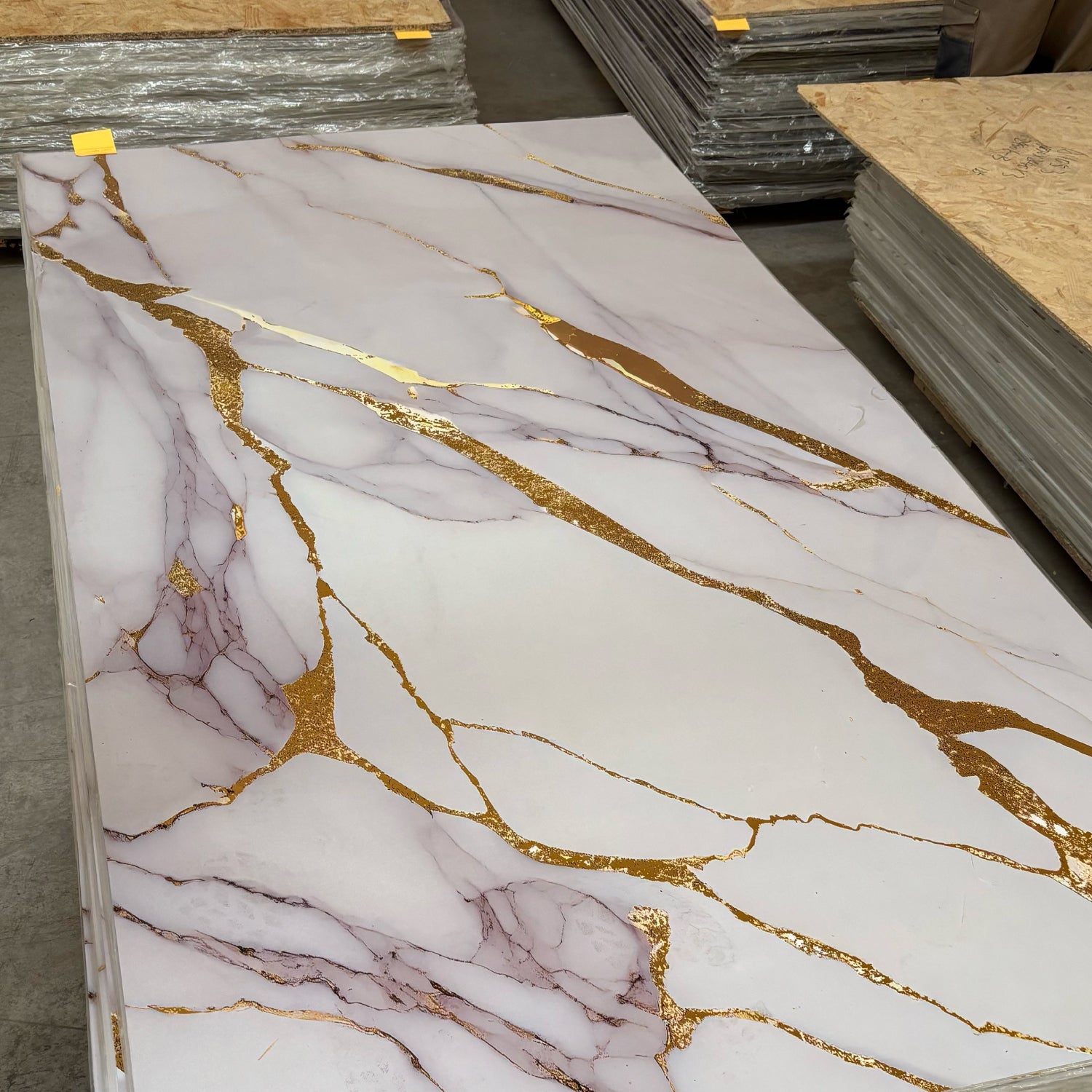 Revestimiento interior • Panel Mármol PVC • 244x122x0.3cm • Blanco Imperial