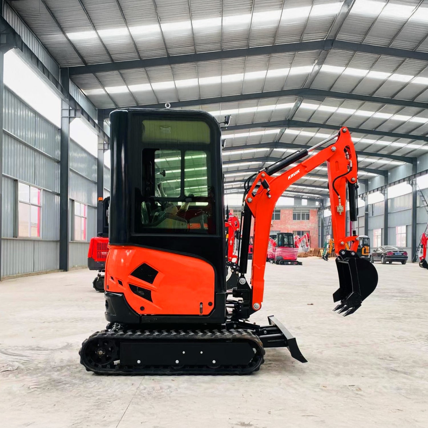 Mini Excavadora Kavik • 1018 Plus • Cabina