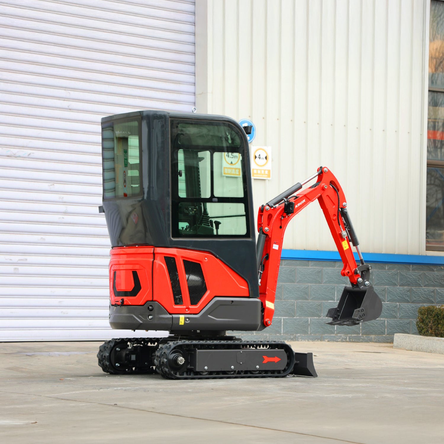 Mini Excavadora Kavik • 1016 Plus • Cabina