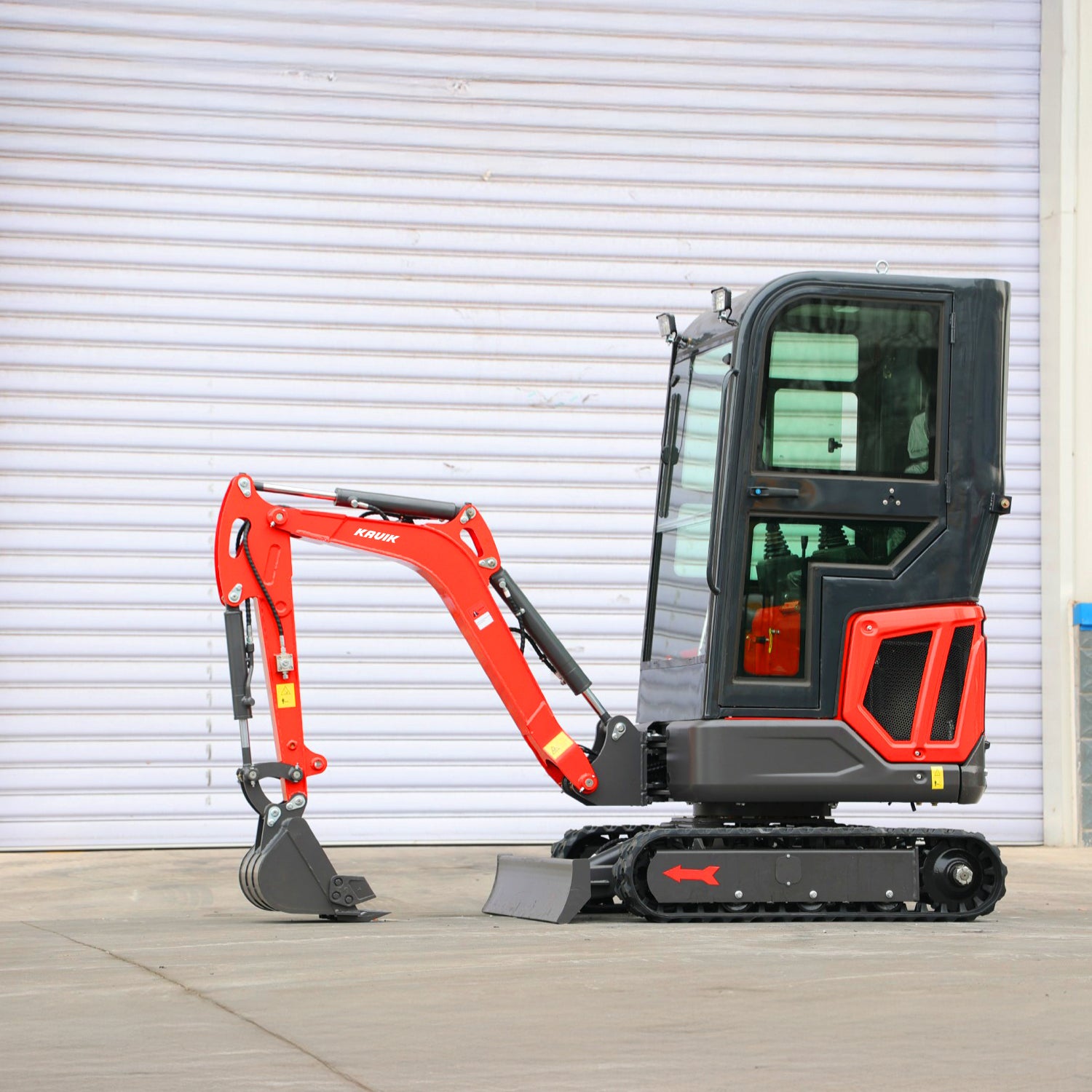 Mini Excavadora Kavik • 1016 Plus • Cabina