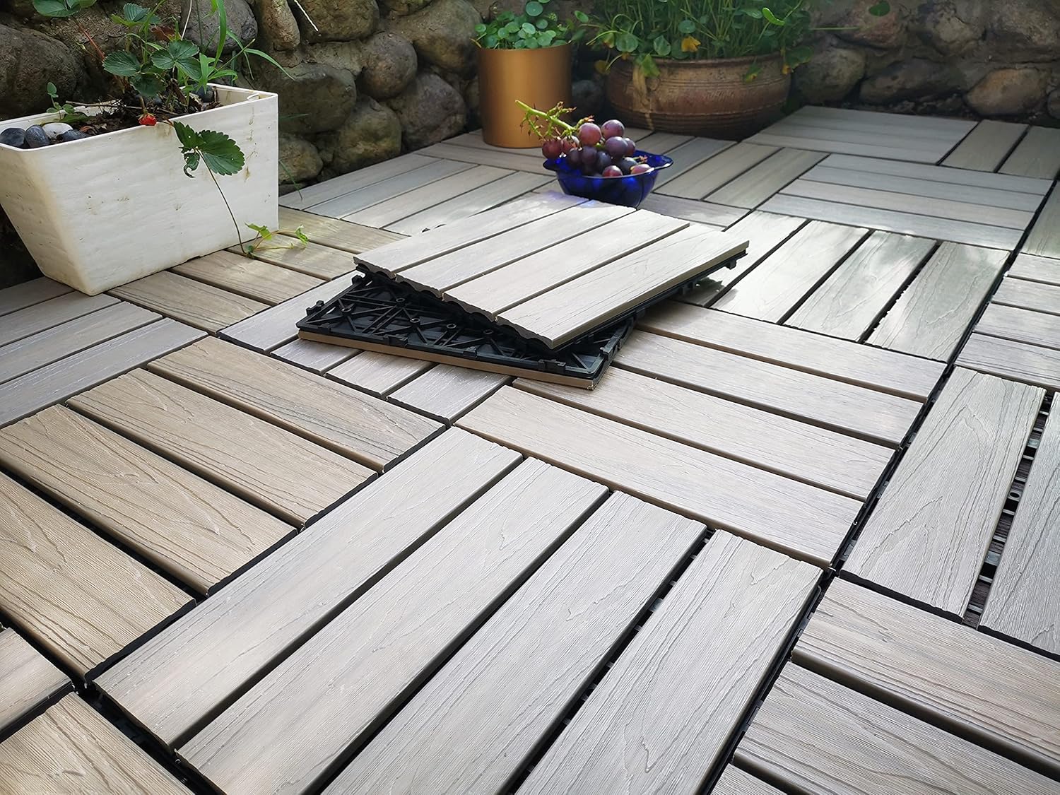 Piso Deck WPC Terraza • Black • Encastrable Modular Outdoor • 30x30x2cm • Terminación Madera • Pack x44 Palmetas 4 m2