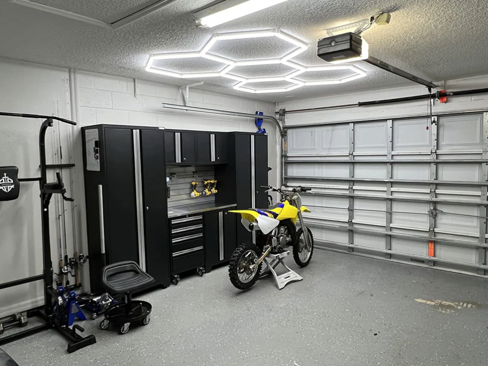 Luz Led Spectra • Flor de Hexágonos • 2.52x2.38 mts • 180 Watts