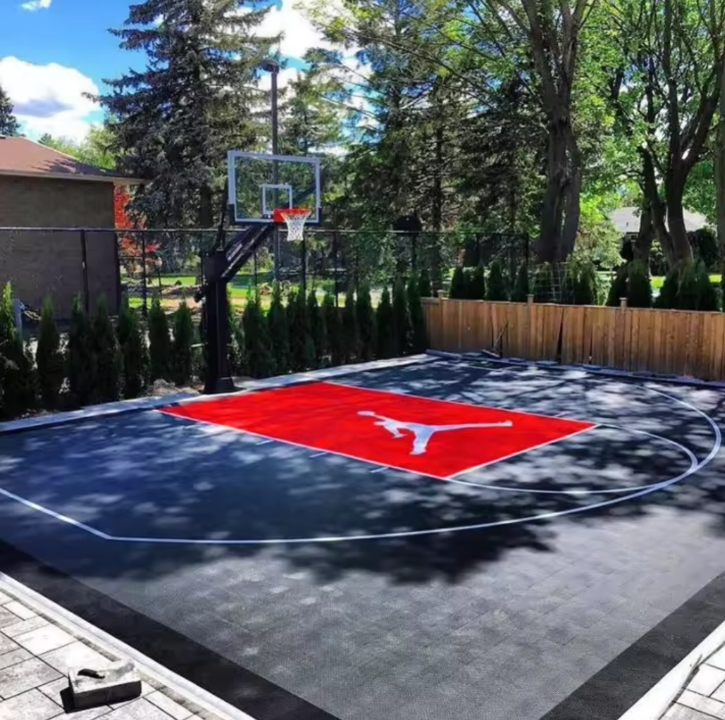 Tenis • Cancha 17.3 x 33.2 mts • Piso Deportivo Soft Pro