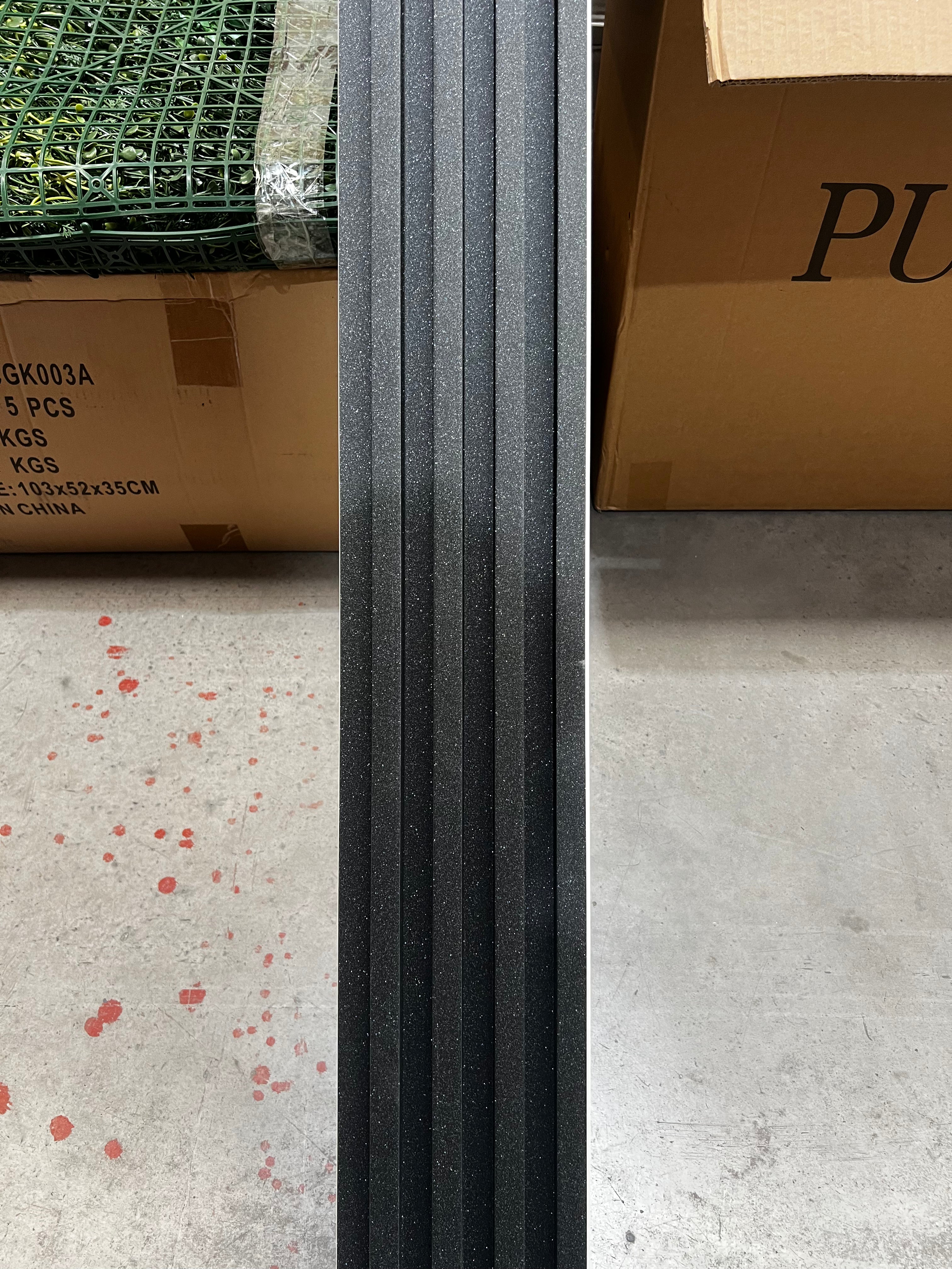 Revestimiento interior • WPC Wall Panel • Negro Escarchado • 15.5x240x1.8cm