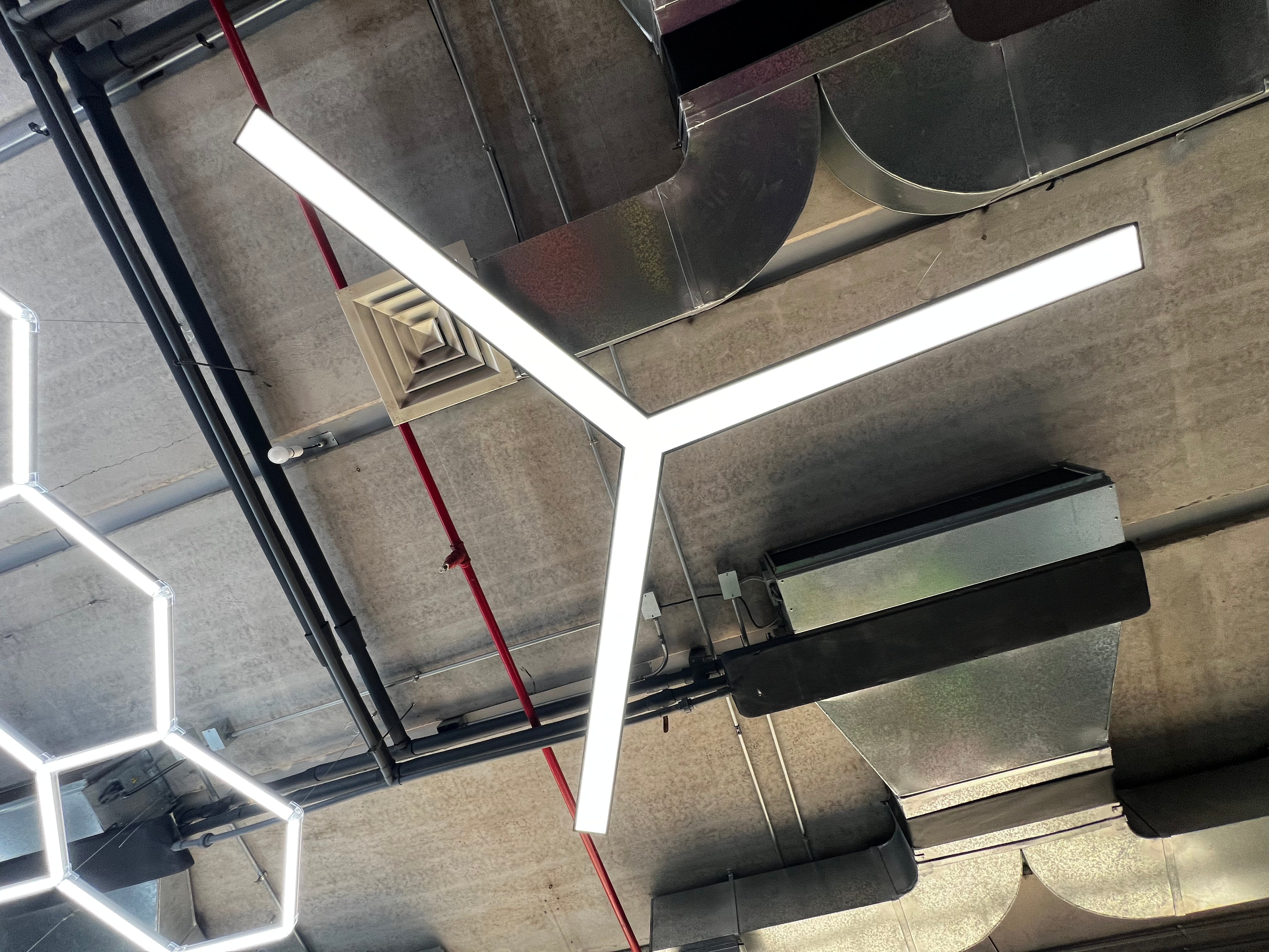 Luz Led Spectra Geométrica • Dimmiable 3.000-5.000-6.500K • Arista 1.2 mts • 120W