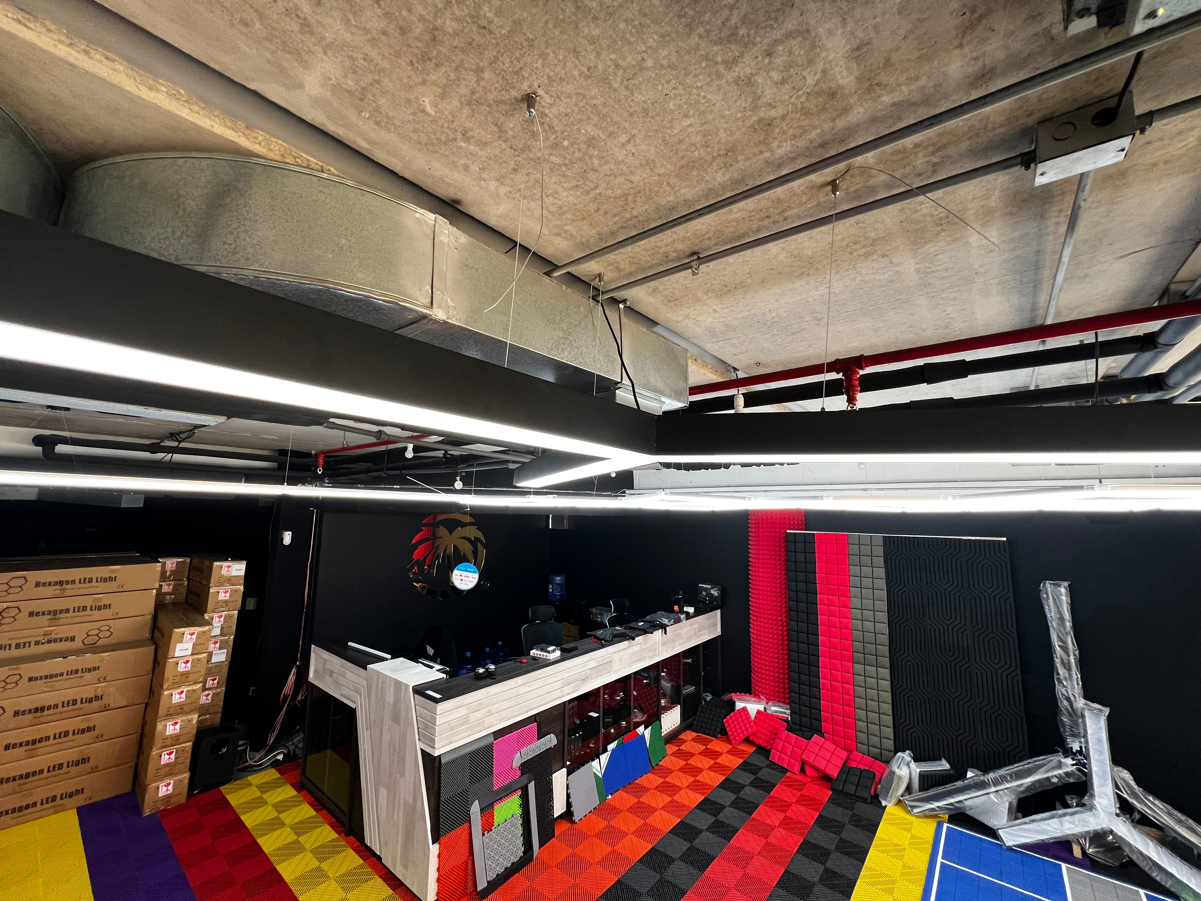 Luz Led Spectra Geométrica • Dimmiable 3.000-5.000-6.500K • Arista 1.2 mts • 120W