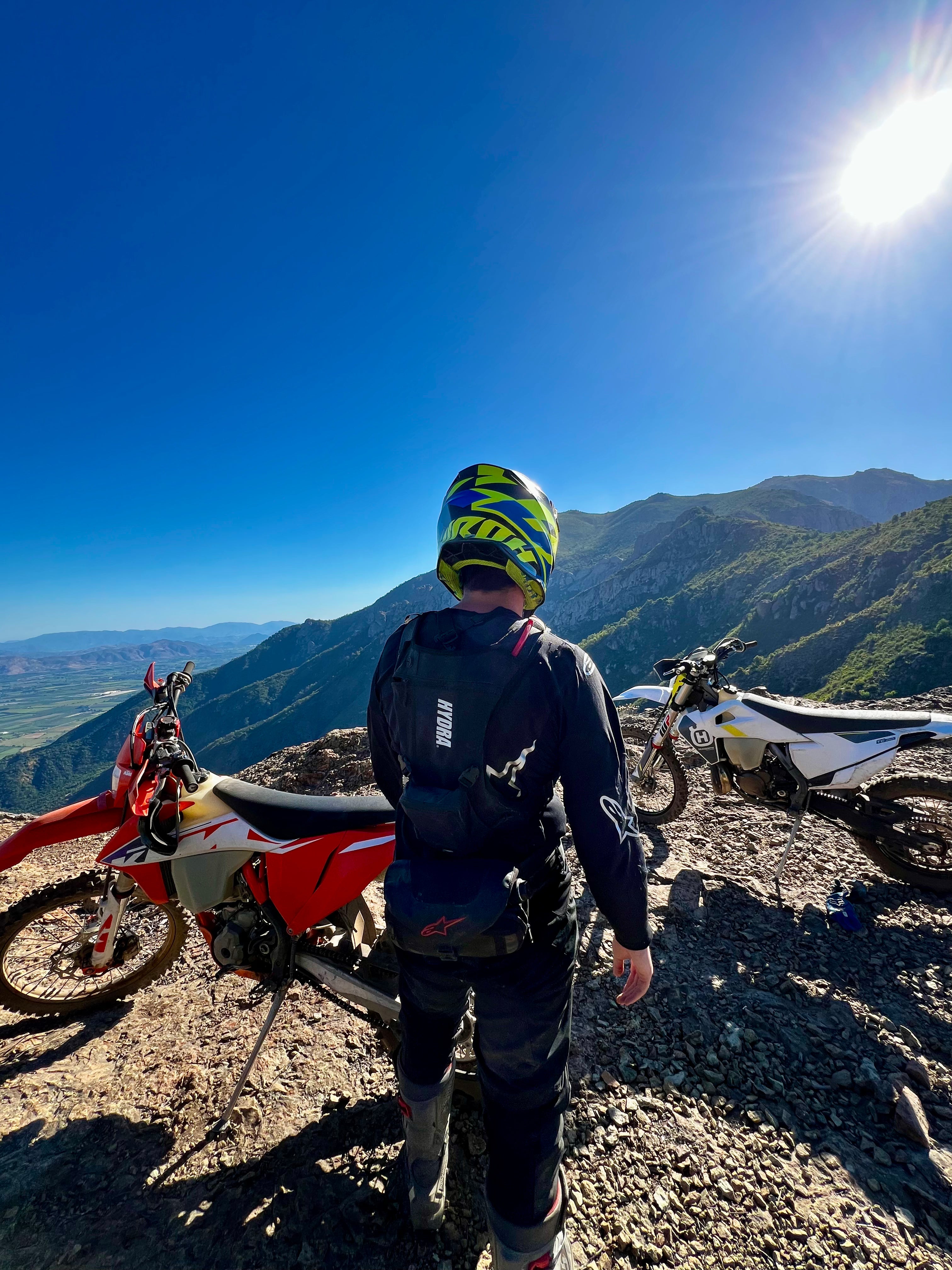 Mochila Hidratación • Hydra Pro • 2lt • Pack Doble • Nuevo Modelo 2025 Incluye Manguera Extension para Casco