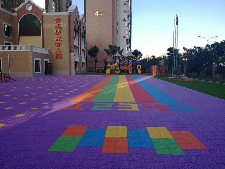 Piso Juego Niños • Modular Outdoor • Elastic Pro • 30.3x30.3x1.5cm • 3.68 m2 • Pack x50 Palmetas