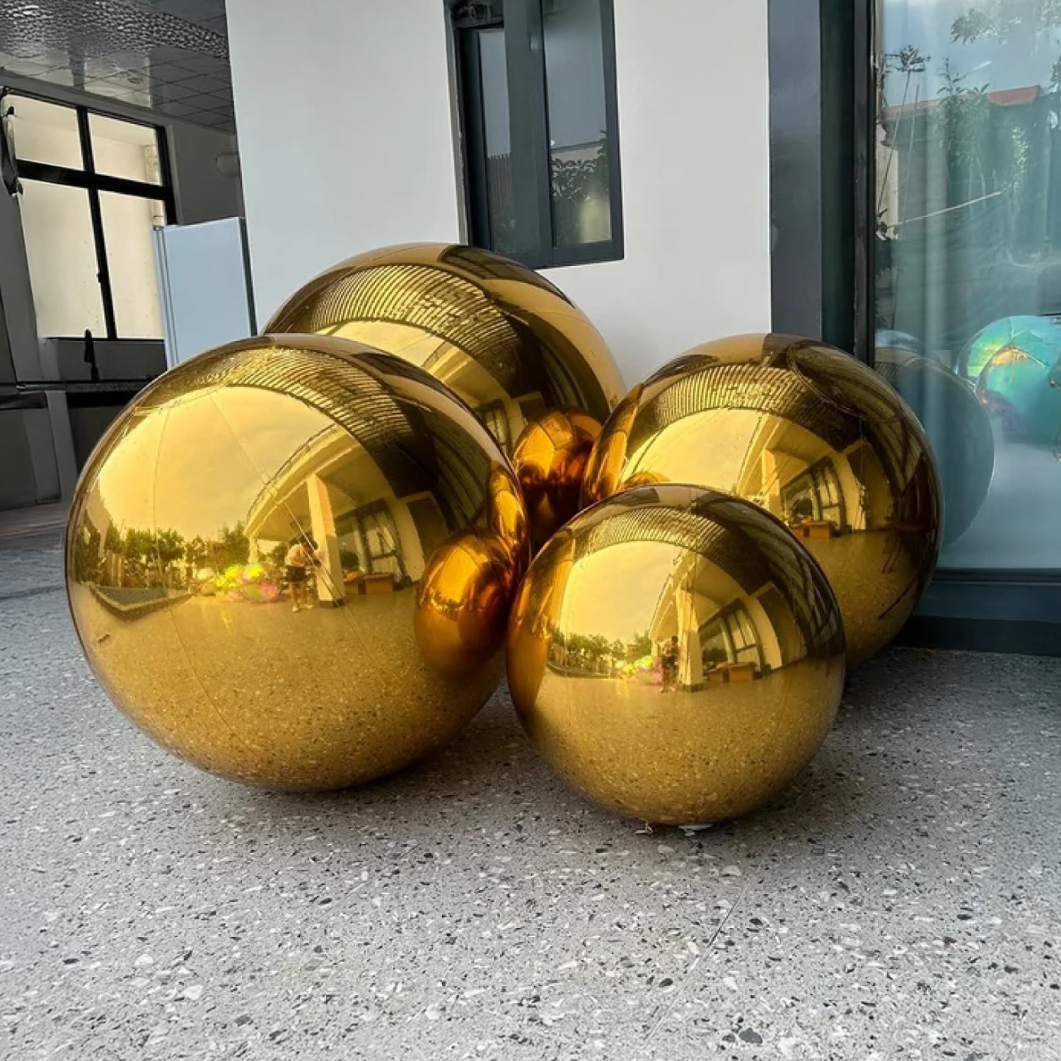 ARRIENDO Globo Inflable PVC • Dorado • Efecto Espejo • Decoración