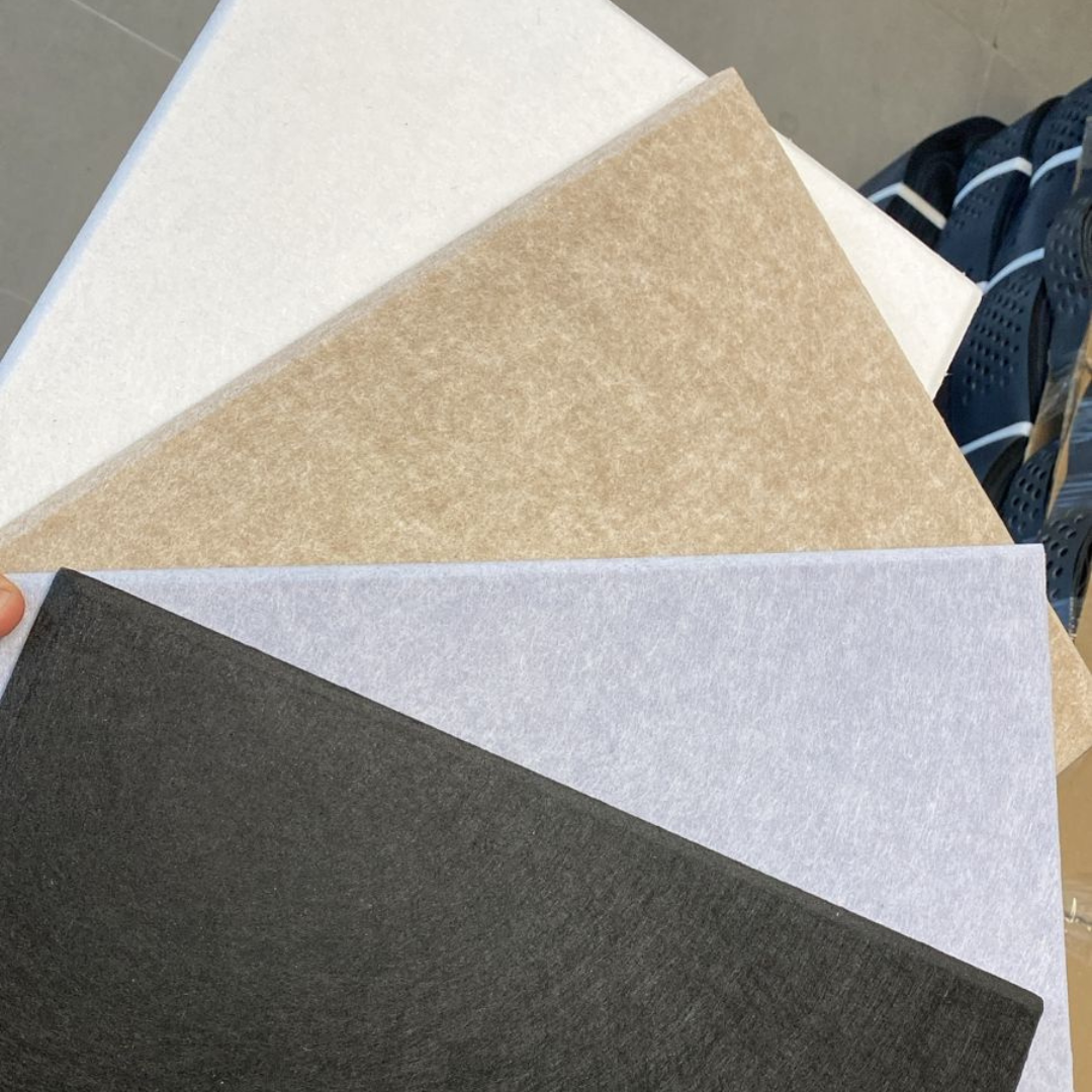 Panel Acústico Rectangular Liso • 40x30x1cm  • PET • AutoAdhesivo • Pack x12 • 1 m2