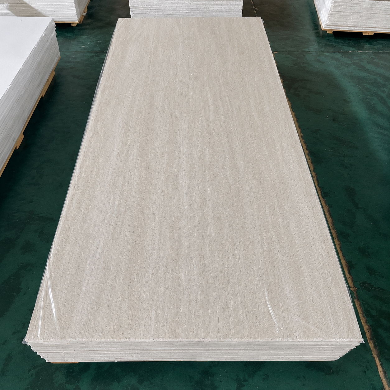 Revestimiento interior • Panel Mármol PVC • 244x122x0.3cm • Terra  • Superficie texturizada