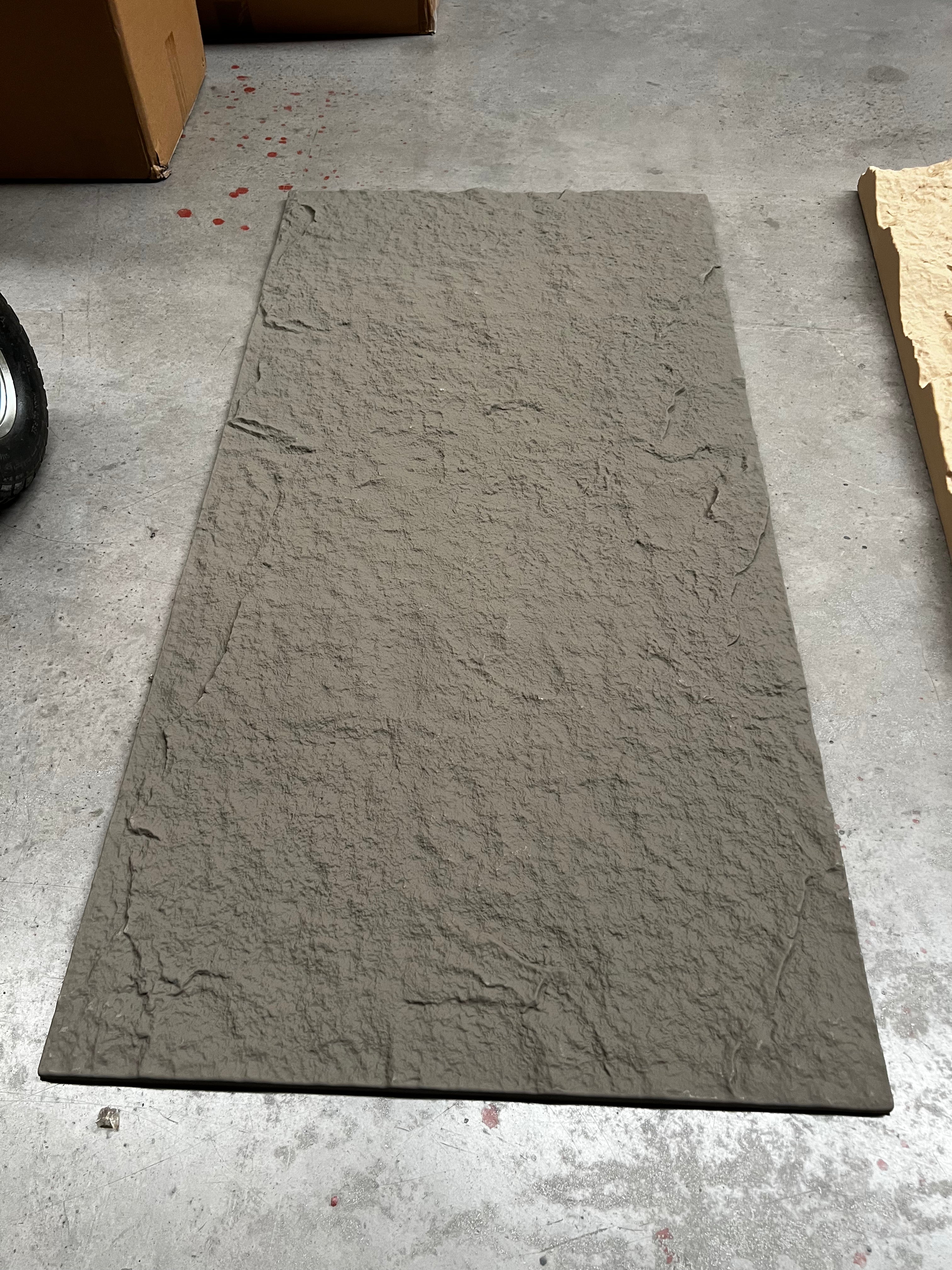 Piedra PU • Blanco • 120x60 cm • Espesor 16mm