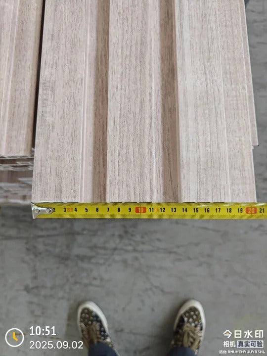 Revestimiento interior • WPC Wall Panel • Beige Vintage • 20.5x240x1.5cm [Preventa]